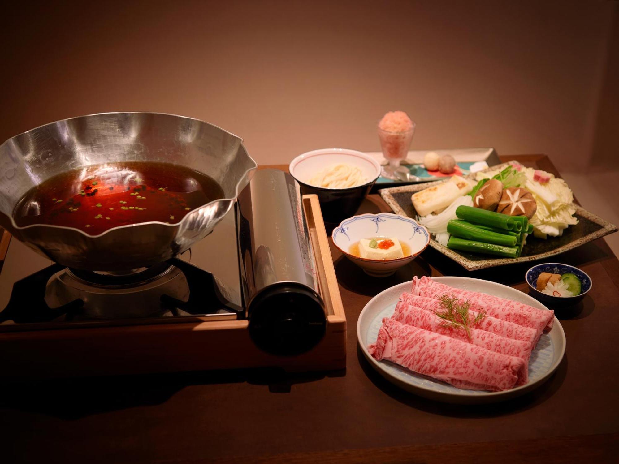 Hotel The Celestine Kyoto Gion Luaran gambar A set of dishes prepared for a hot pot